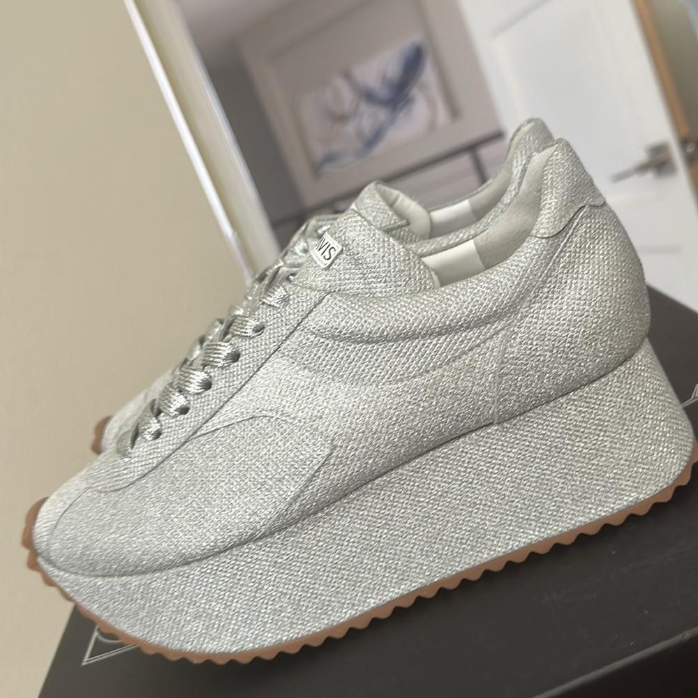 New w/shoe box: Ruthie Davis Platform Sneakers